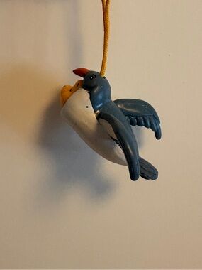 Peek-A-Pooh Charm - Seagull (Series 7)